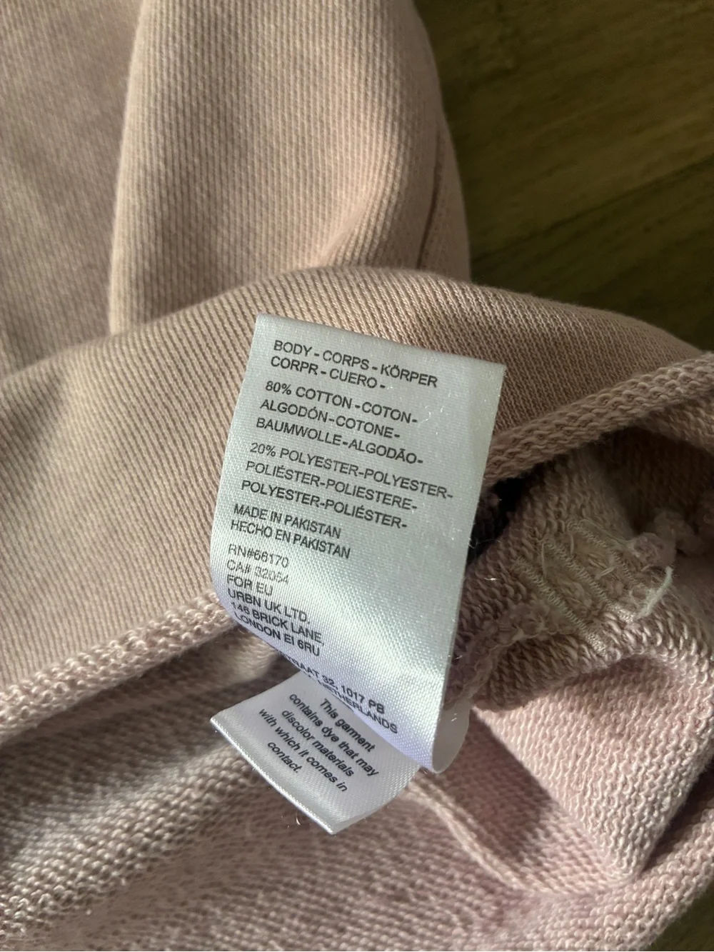 BDG El Paso Cropped Sweatshirt Tee Pink Scorpion Graphic NWOT Size XS/S